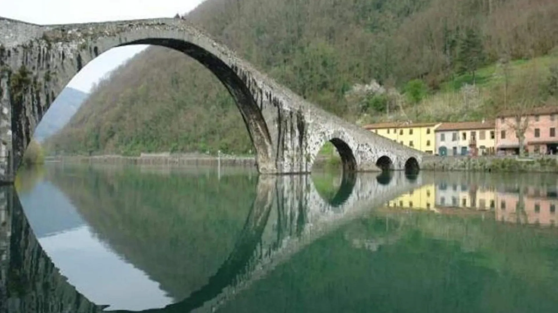 Flat With Heated Hot Tub And Shared Pool Apartment Casola in Lunigiana