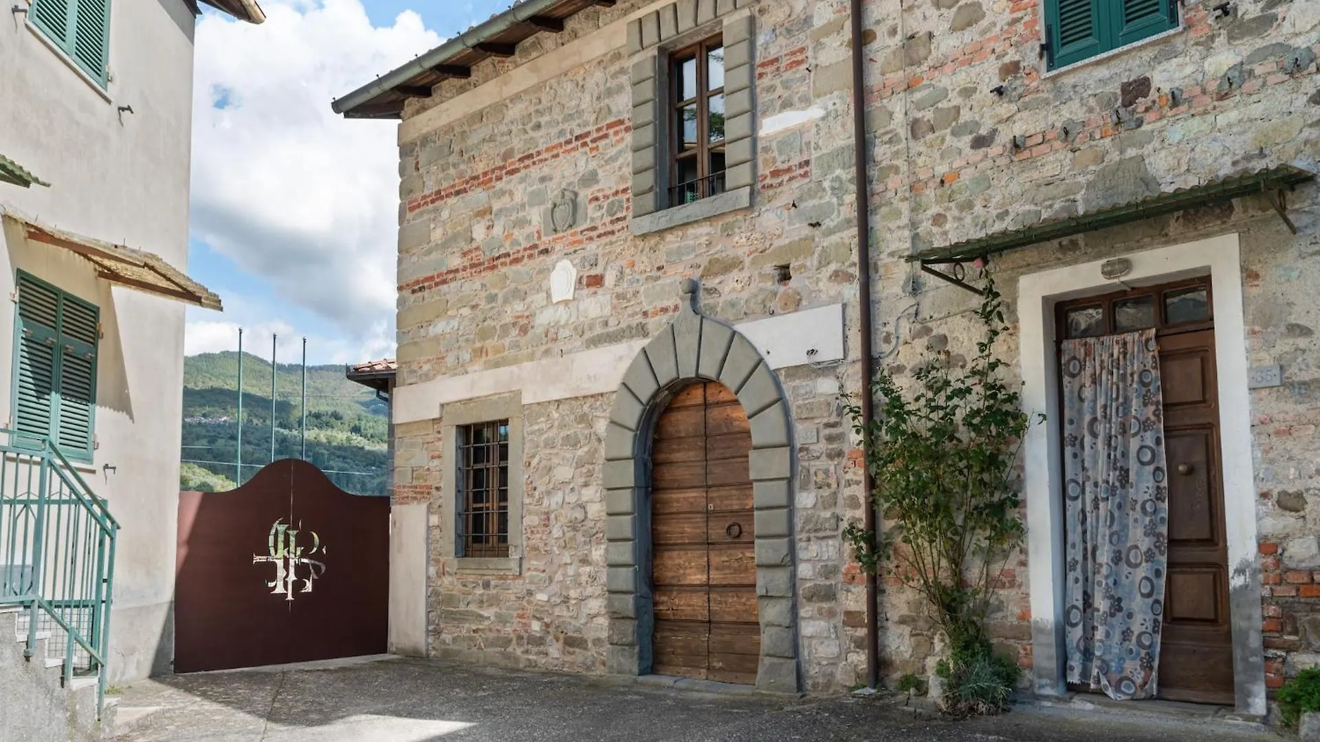 Flat With Heated Hot Tub And Shared Pool Apartment Casola in Lunigiana