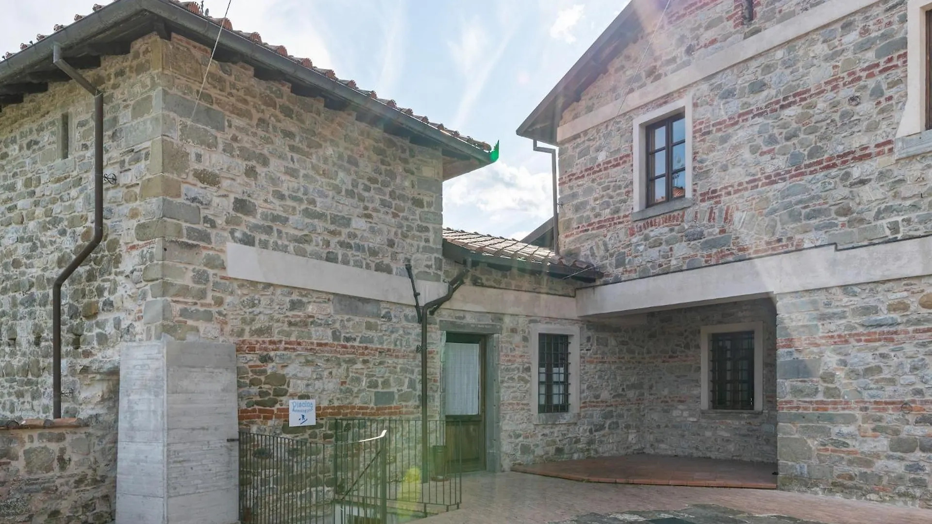 Apartmán Flat With Heated Hot Tub And Shared Pool Casola in Lunigiana